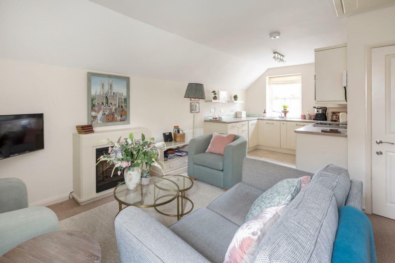 The Old Smithy Loft Apartment Bath Luaran gambar
