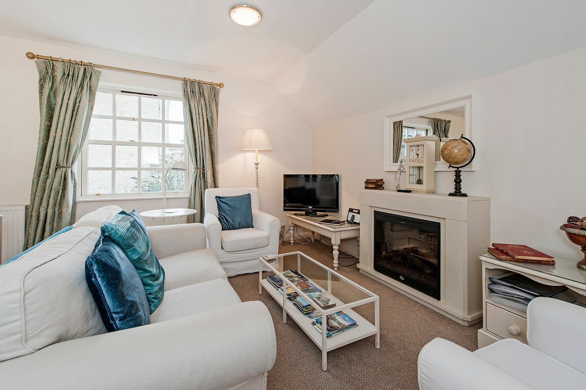 The Old Smithy Loft Apartment Bath Luaran gambar